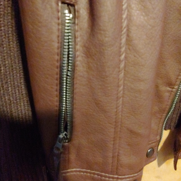 Jacket - Picture 3 of 3